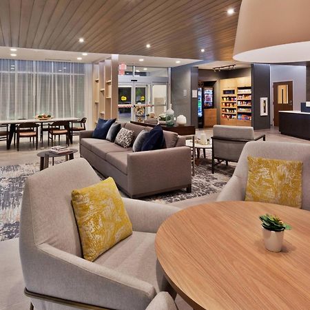 Fairfield Inn & Suites By Marriott Birmingham Colonnade Екстериор снимка